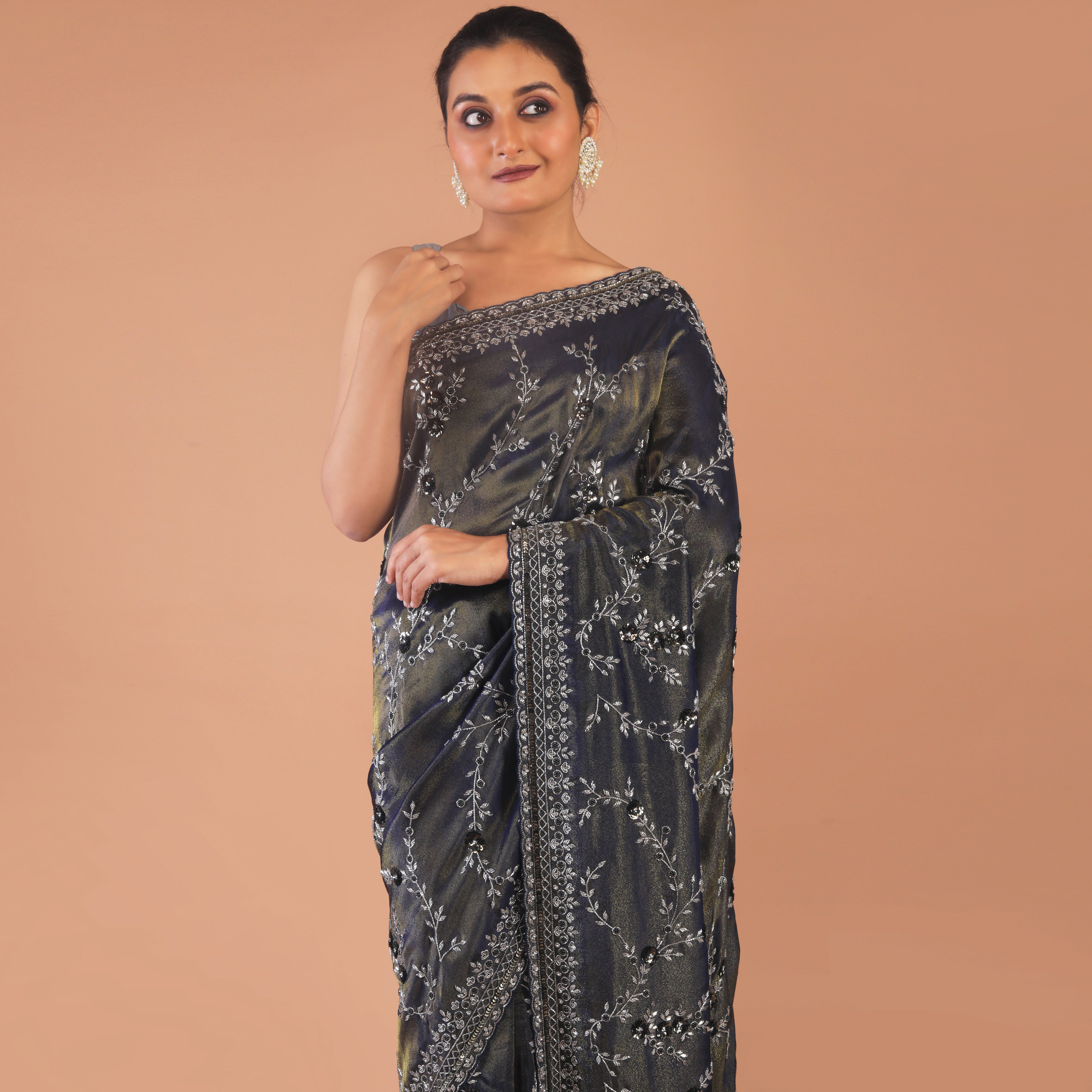 Black Tissue Jaal Secondary image