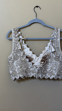 Tissue base heavy hand embroidery blouse