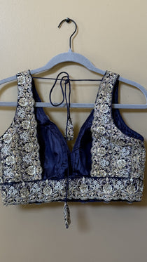 Sleveless Blouse