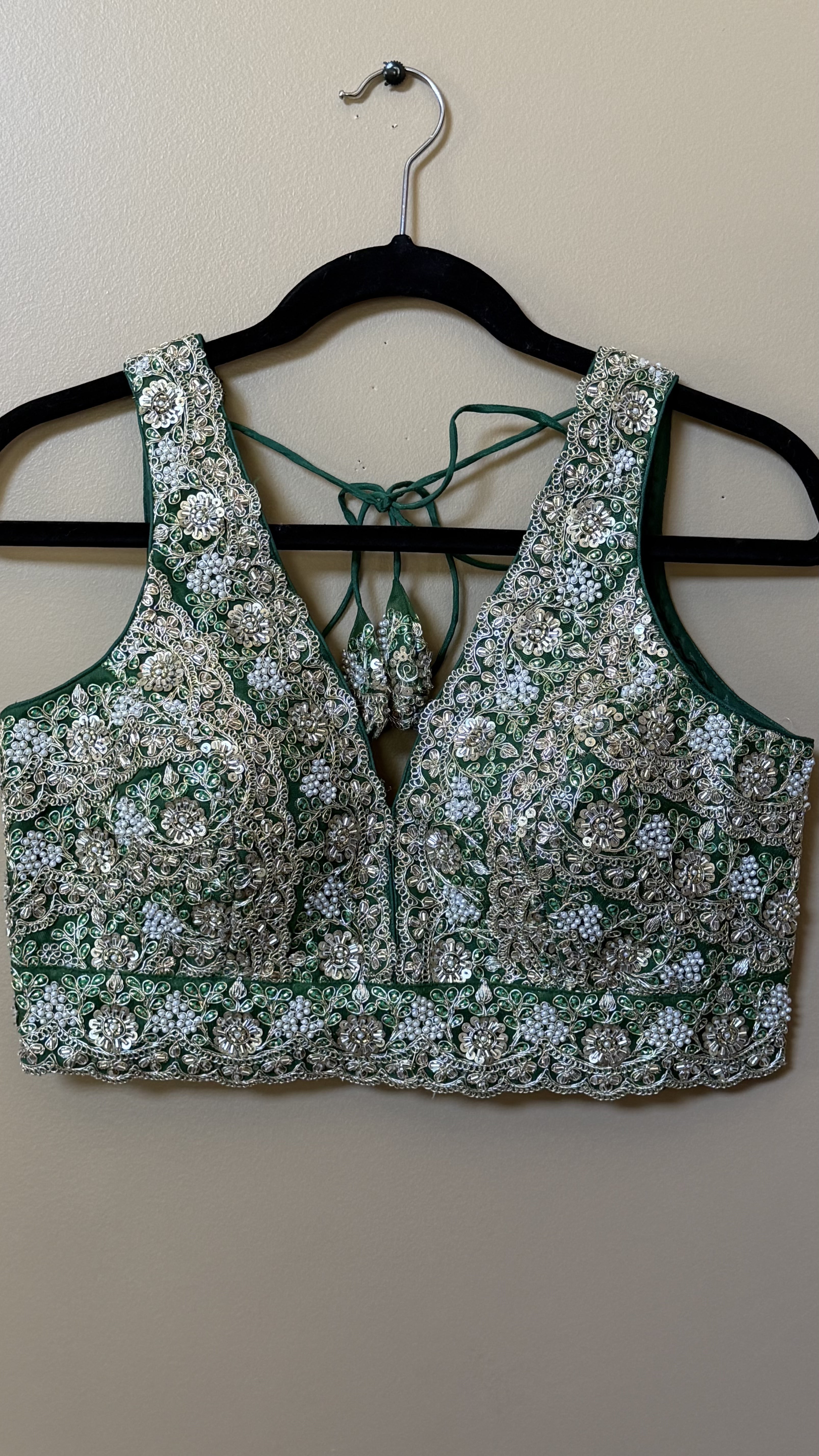 Sleveless Blouse
