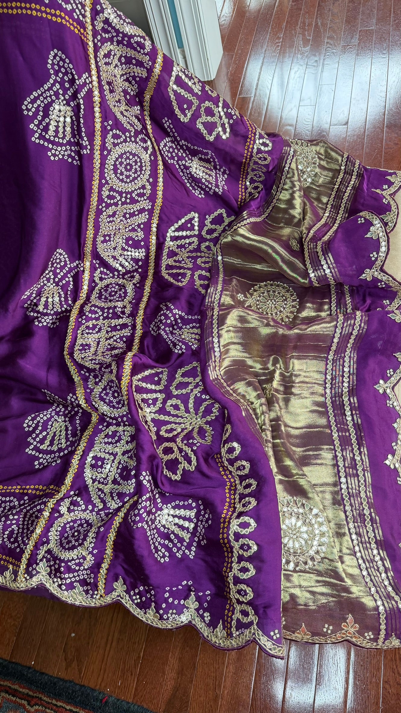 Bandhini on Gajji Silk
