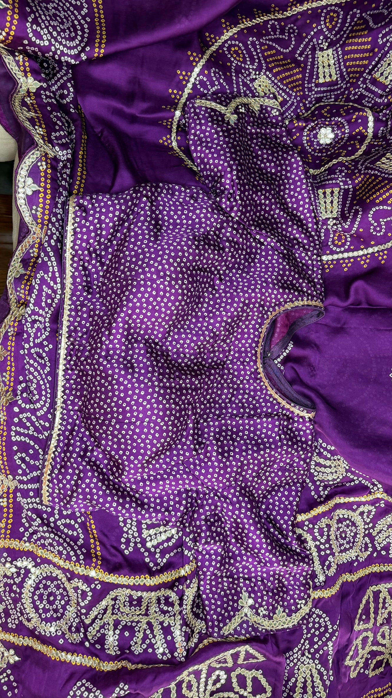 Bandhini on Gajji Silk