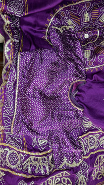 Bandhini on Gajji Silk
