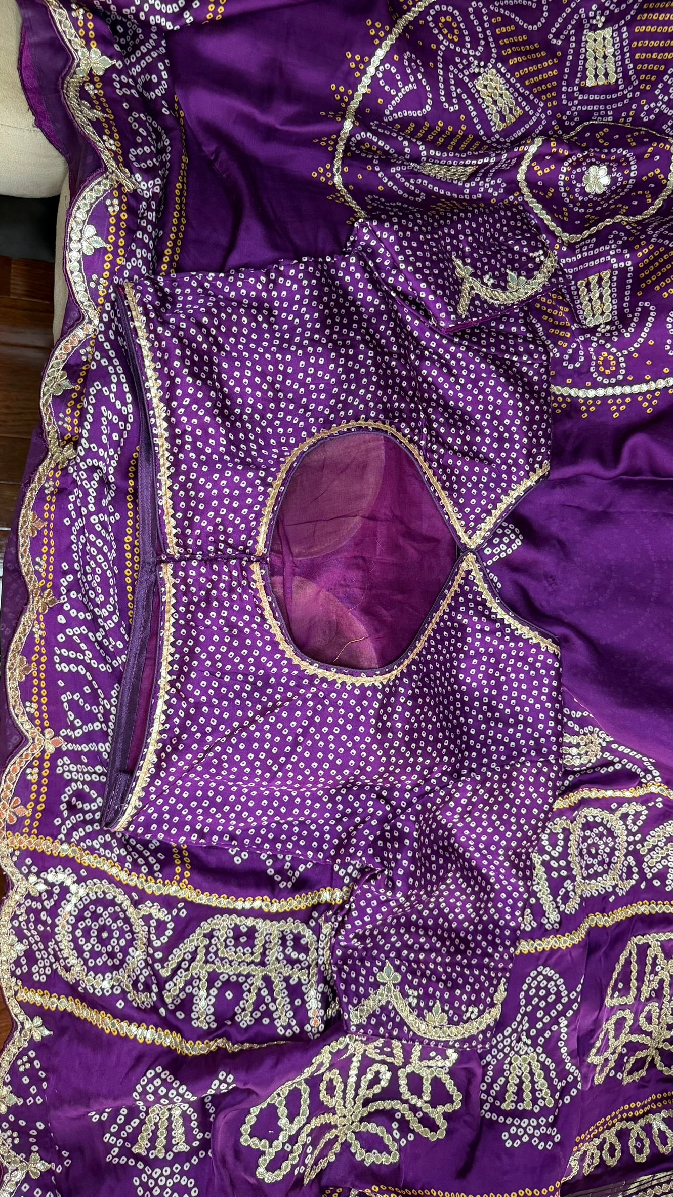 Bandhini on Gajji Silk