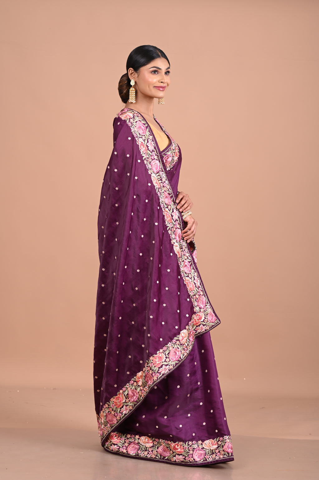 Parsi work on silk