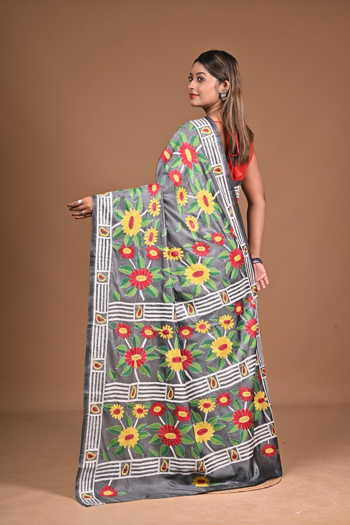 Tusser Kantha
