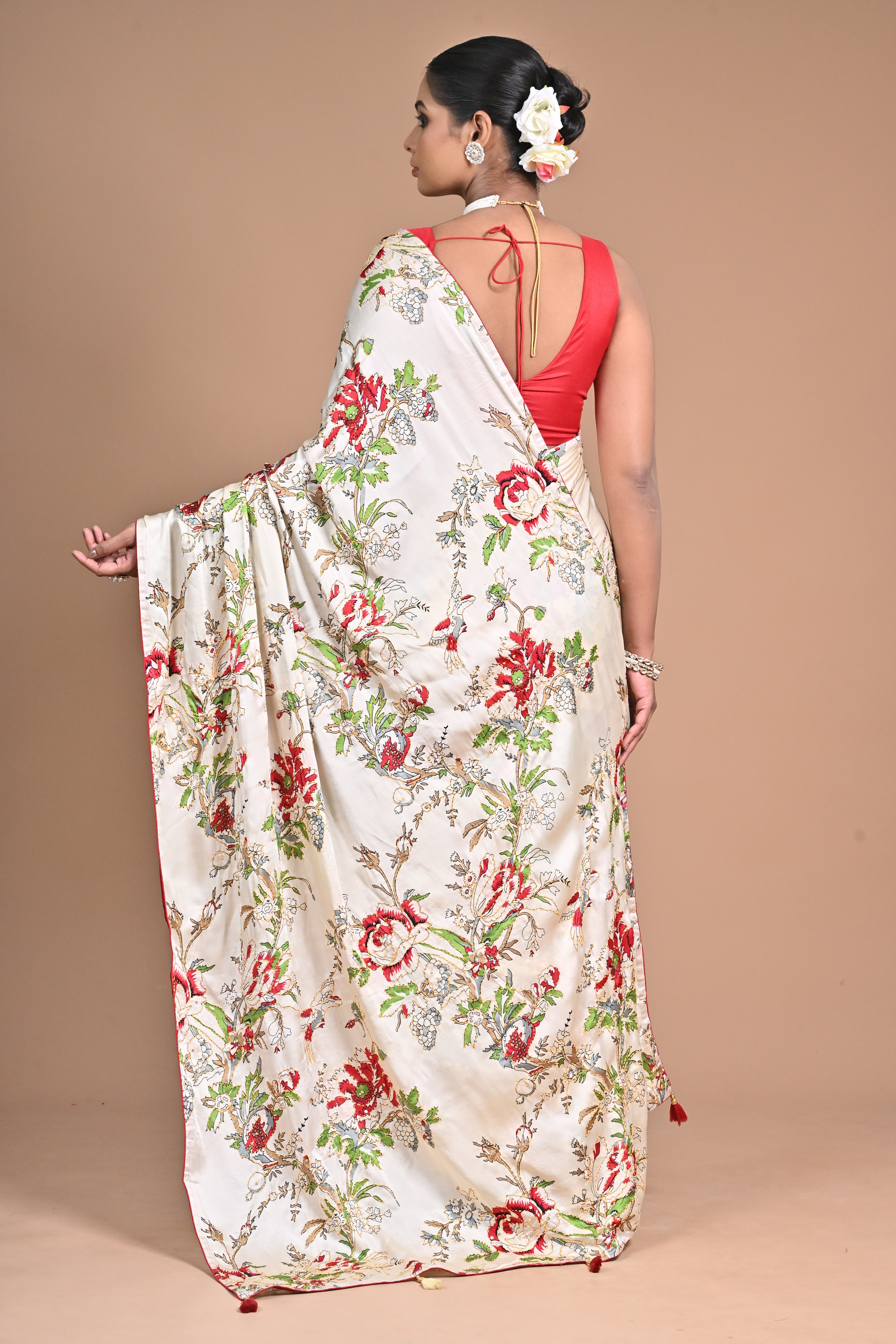 Threaded Royalty – Silk Printed Saree with Kantha Jaal Embroidery