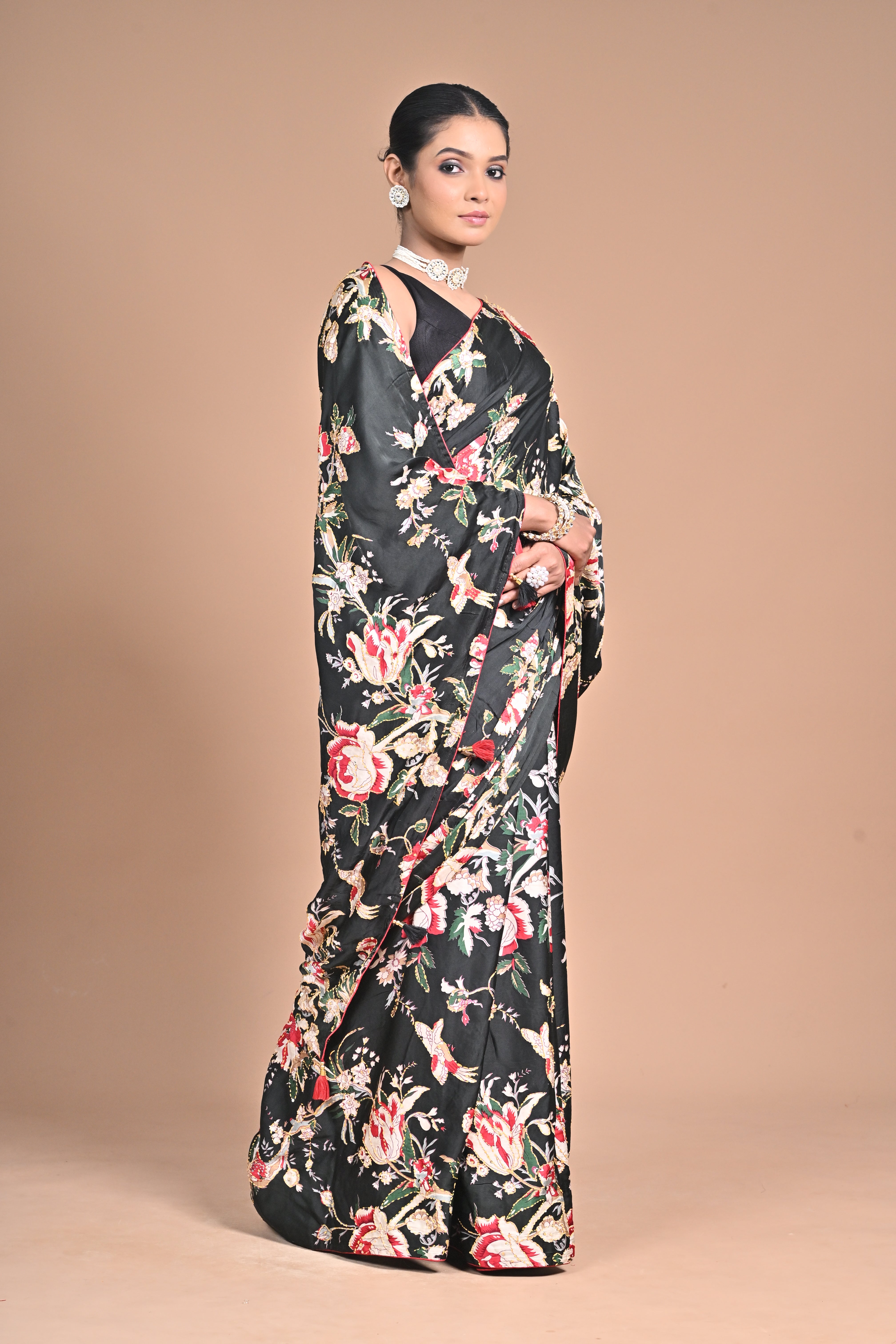 Threaded Royalty – Silk Printed Saree with Kantha Jaal Embroidery