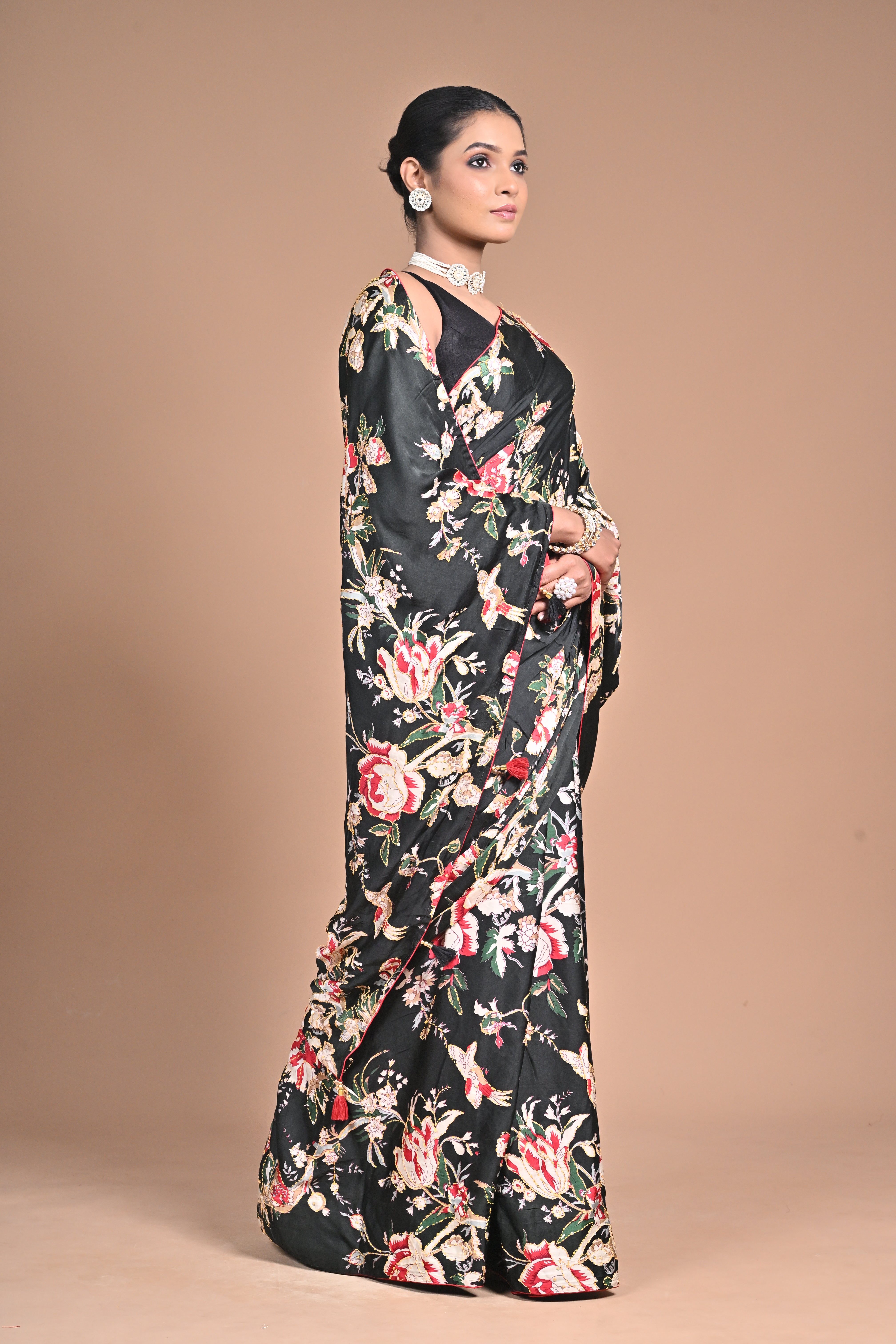 Threaded Royalty – Silk Printed Saree with Kantha Jaal Embroidery