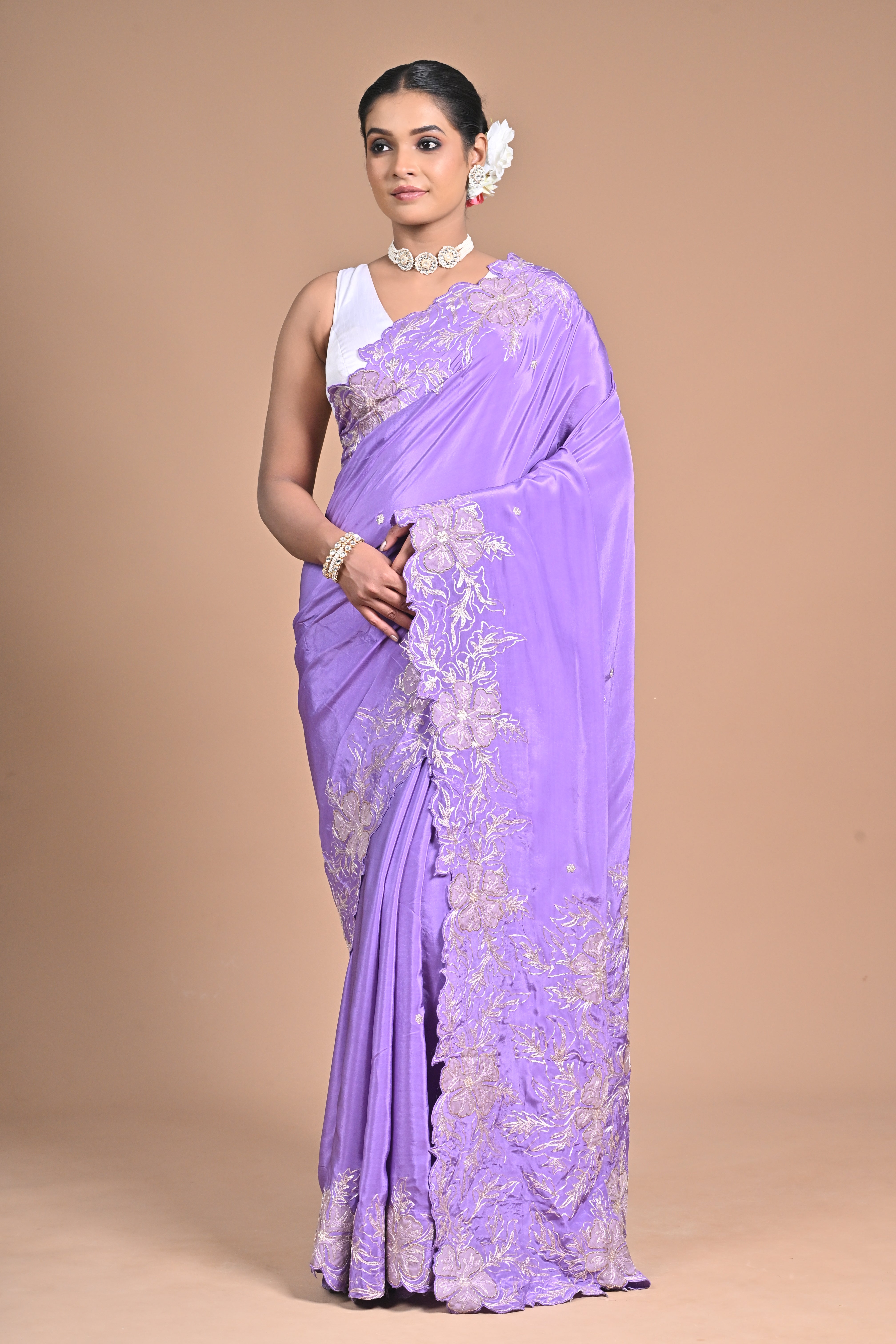Lavender Elegance Embroidered Saree 🌸