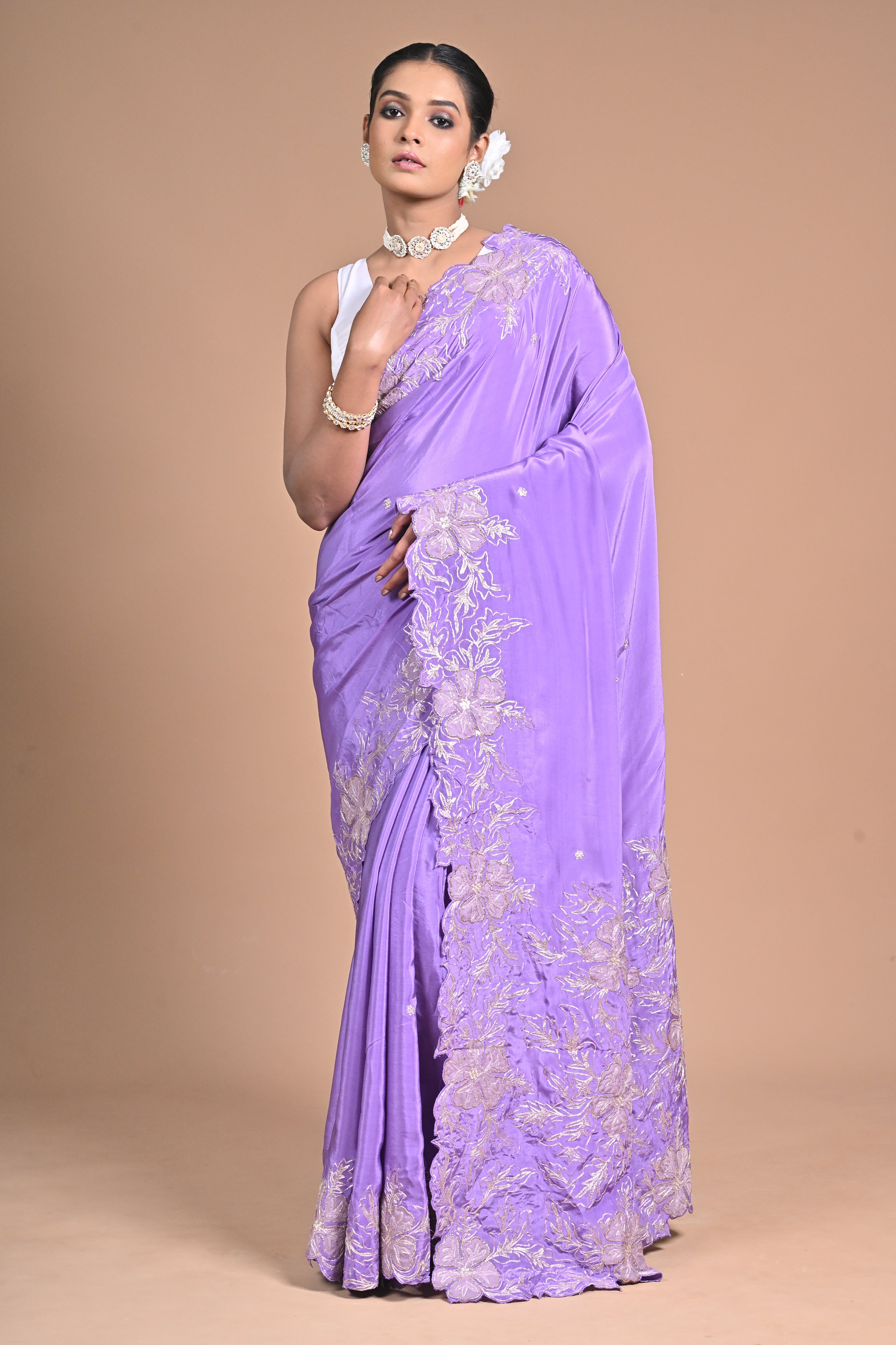 Lavender Elegance Embroidered Saree 🌸