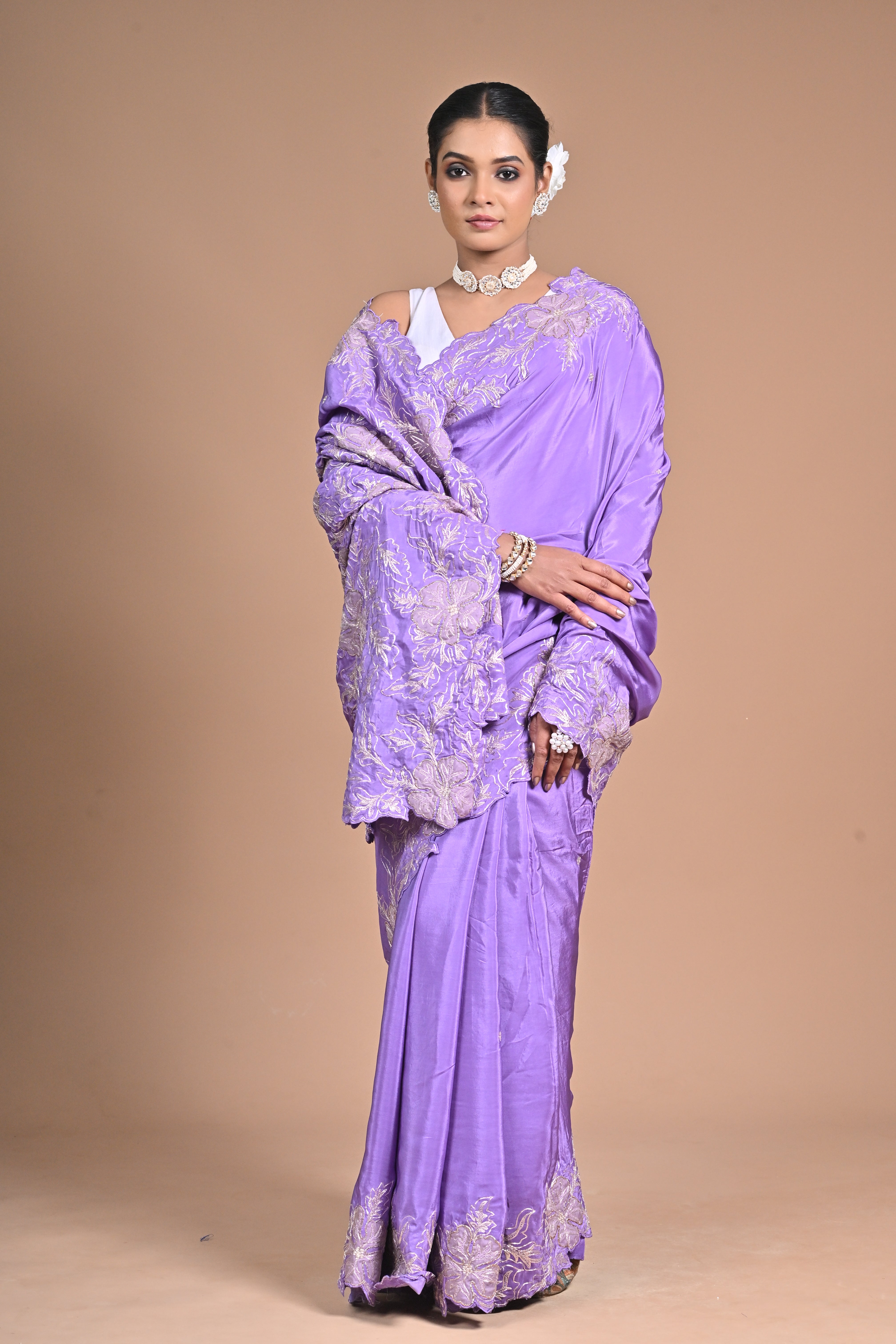 Lavender Elegance Embroidered Saree 🌸