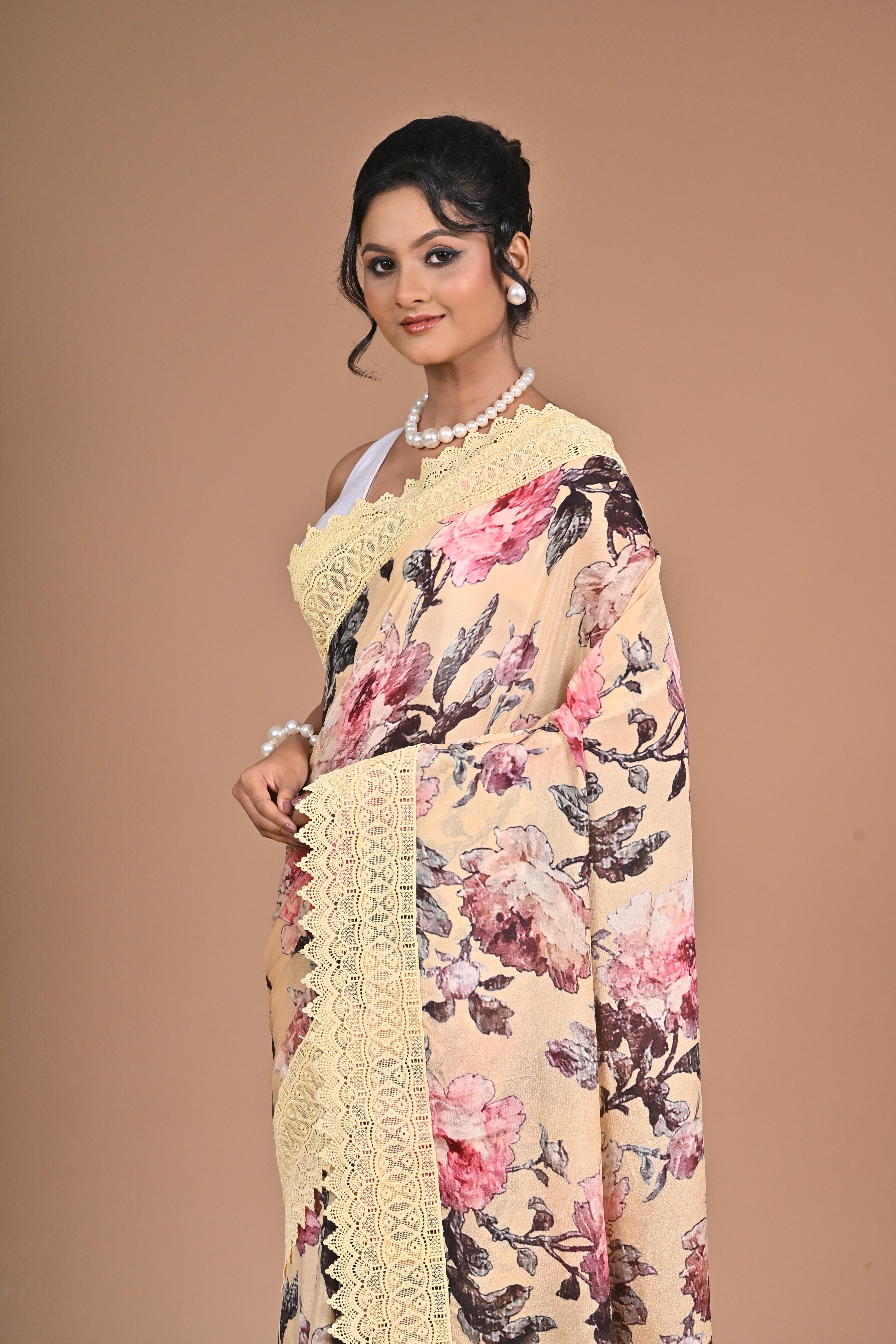 Royal Bloom – Purple Printed Saree with Embroidered Lace Border