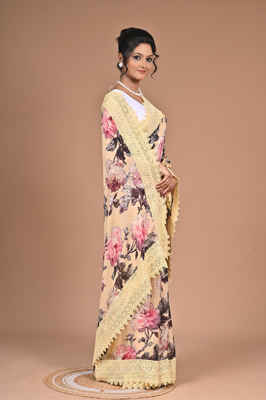 Royal Bloom – Purple Printed Saree with Embroidered Lace Border