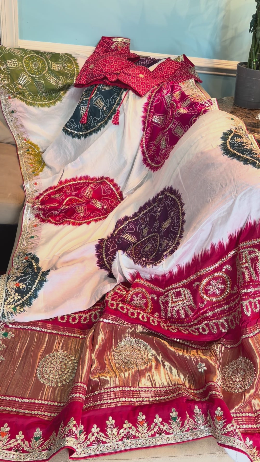 Gajji silk bandhini