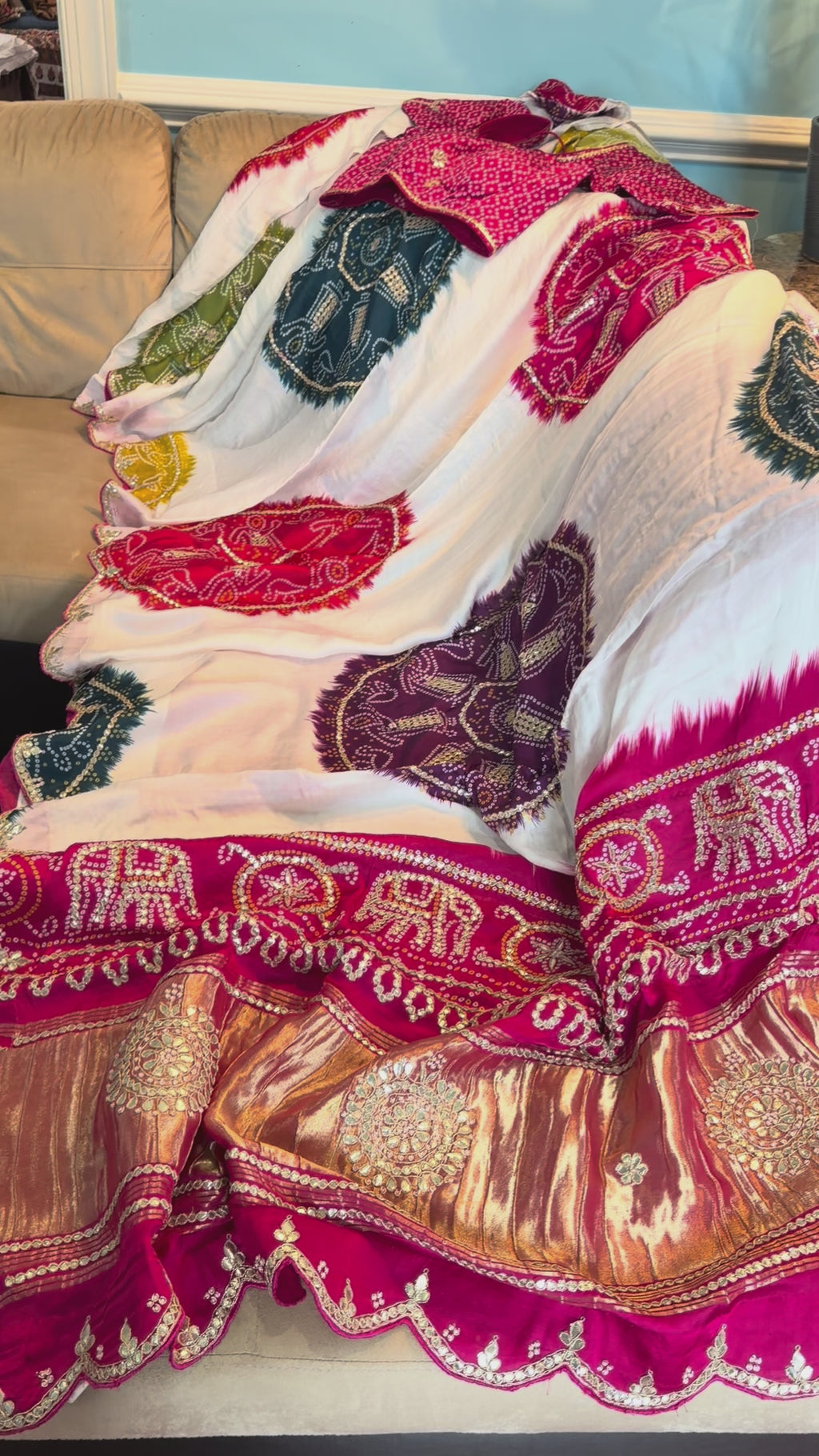 Gajji silk bandhini